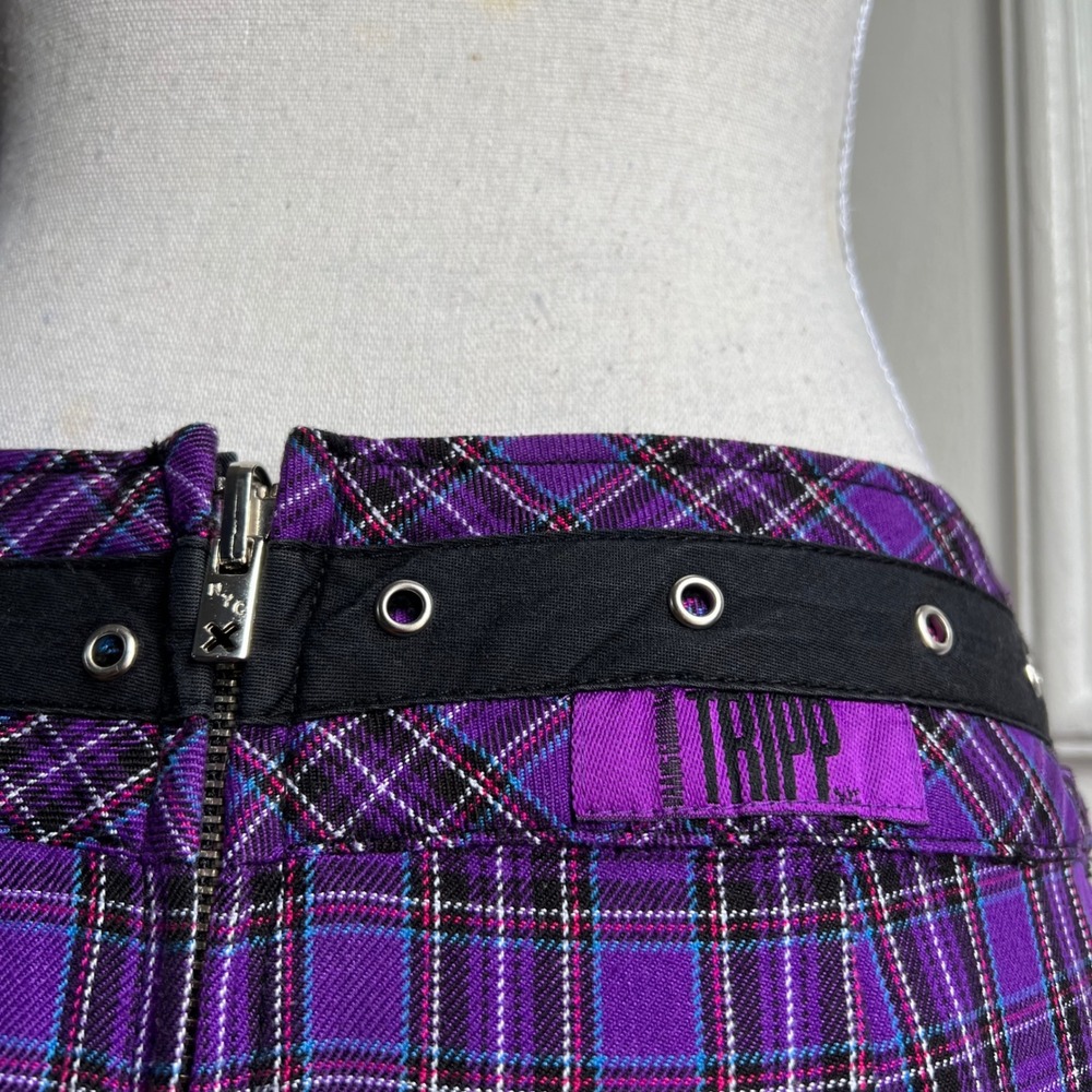 Y2K Vintage TRIPP Micro Mini Skirt Purple Plaid Pleated Reversible Metal Size XS - Picture 7 of 11